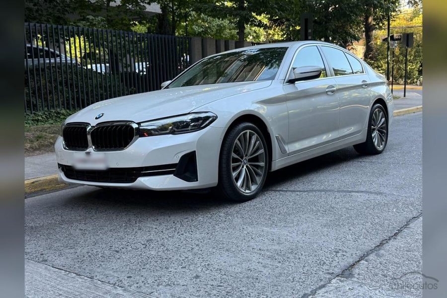 BMW 520 with Driver Full Day